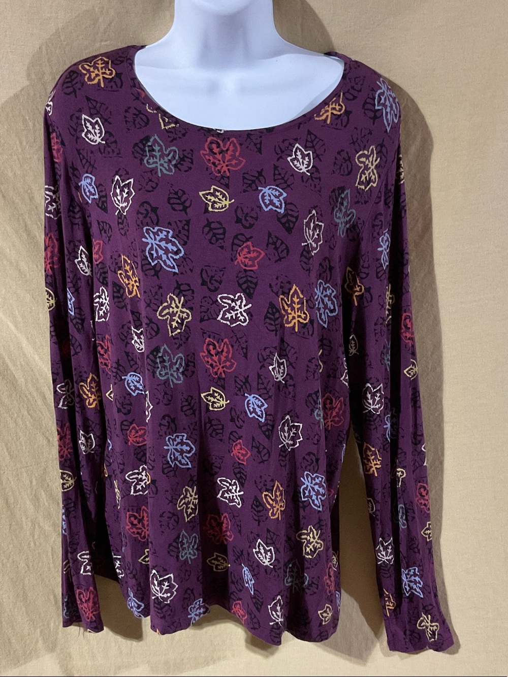 Celebrate Together Size XL Plum Leaf-Print Long Sleeve Tee